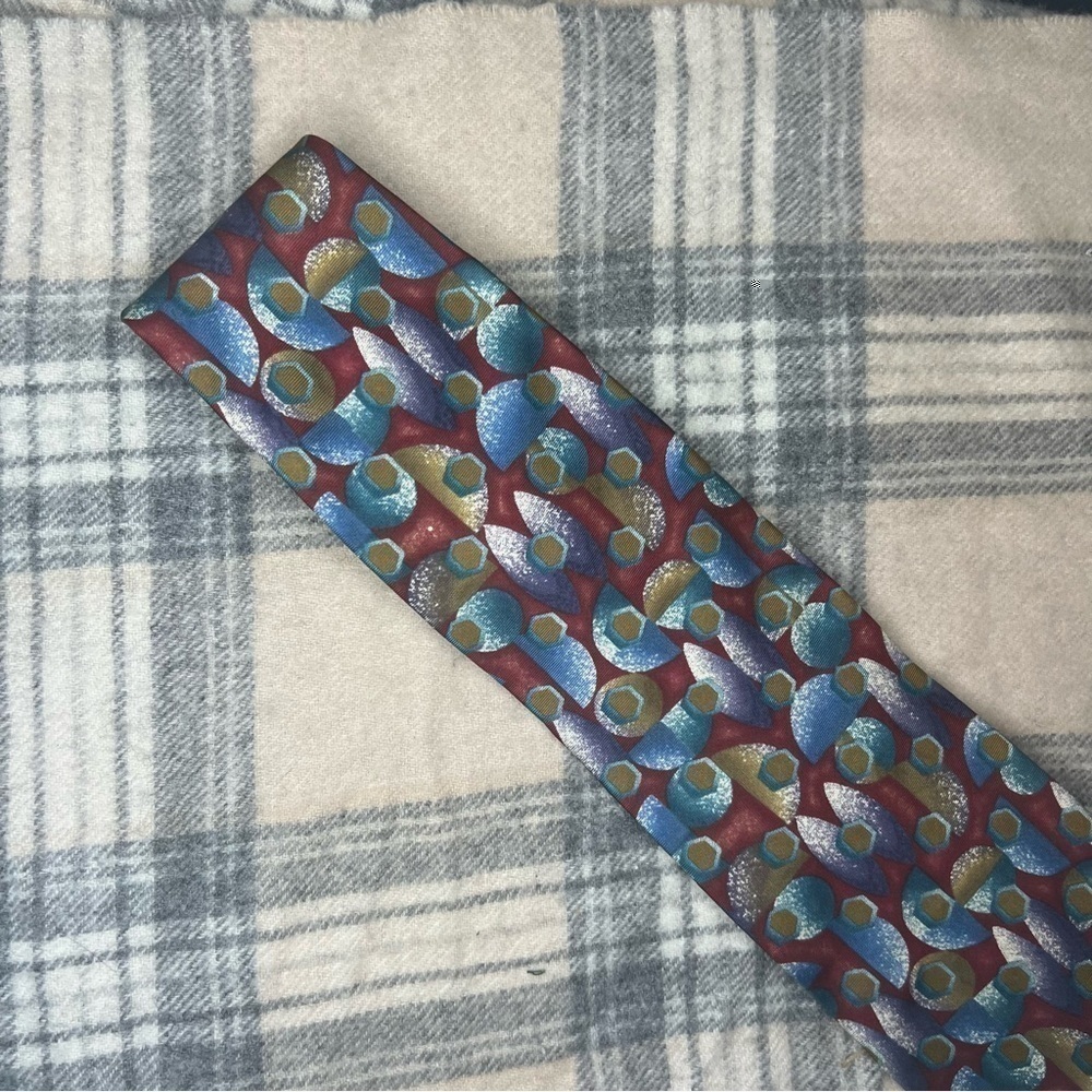 Christian Dior Hexagonal Abstract Print Neck Tie - image 2